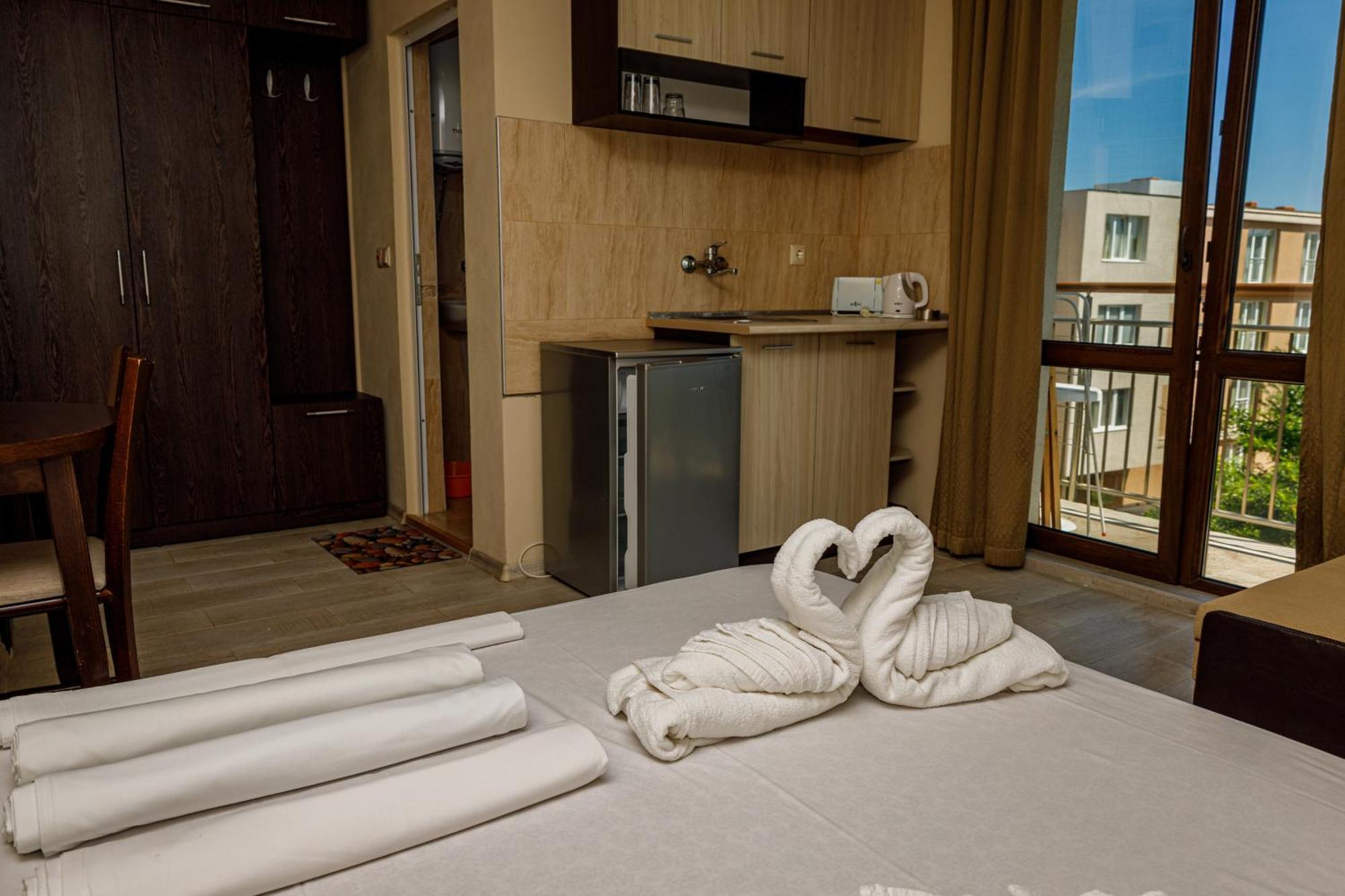 Family Hotel Silitur Ахтопол Екстер'єр фото