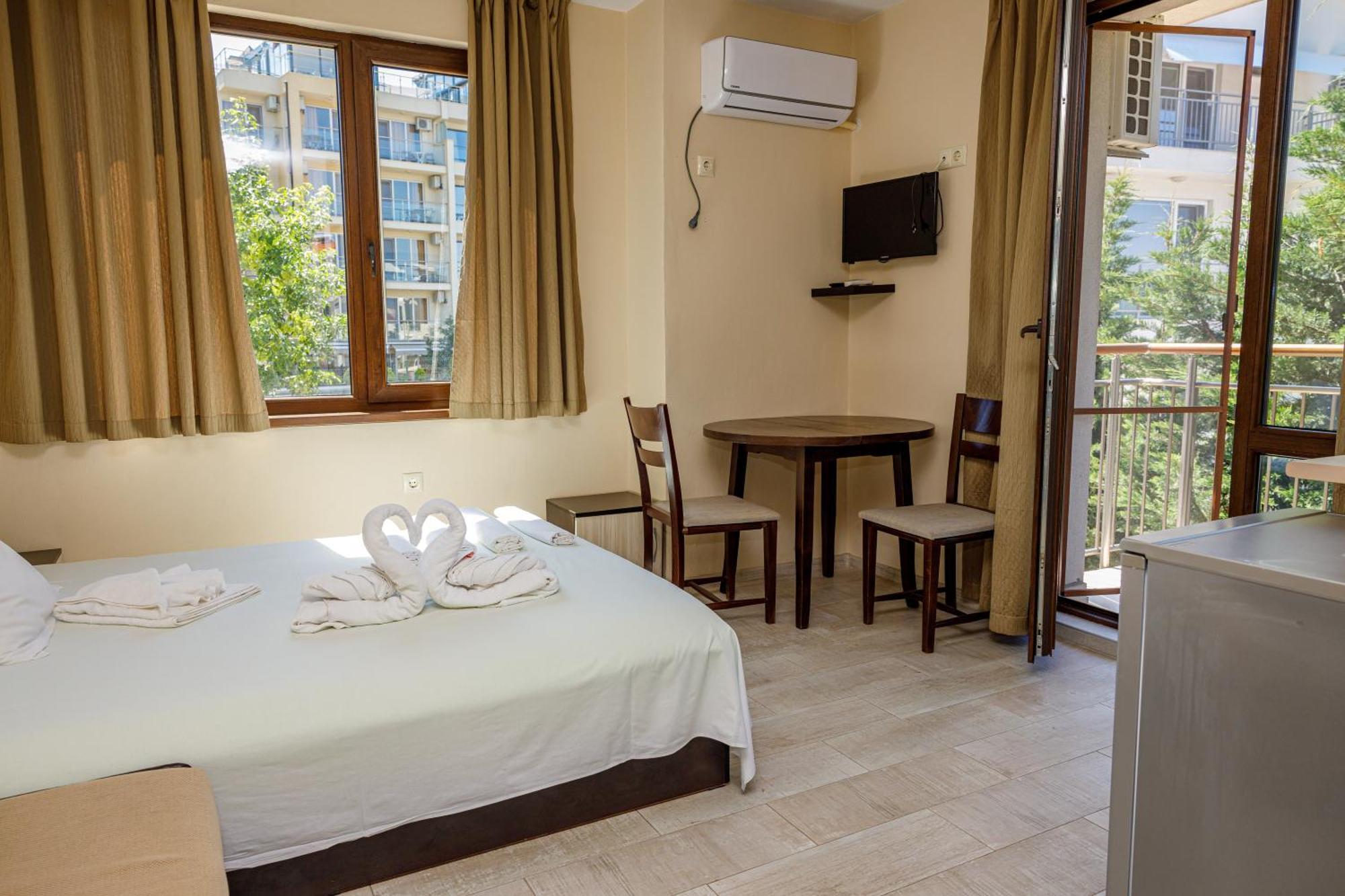 Family Hotel Silitur Ахтопол Екстер'єр фото