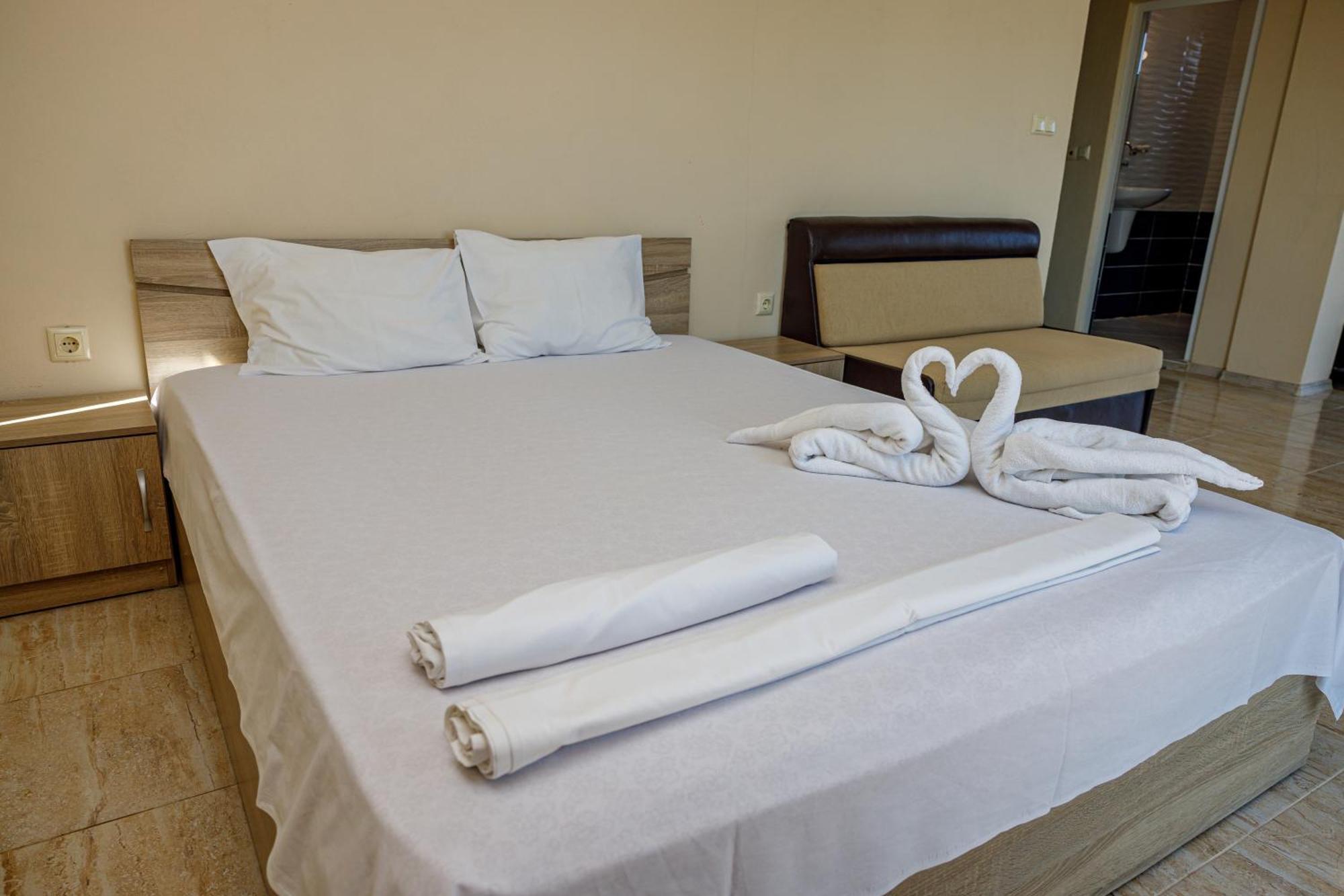 Family Hotel Silitur Ахтопол Екстер'єр фото